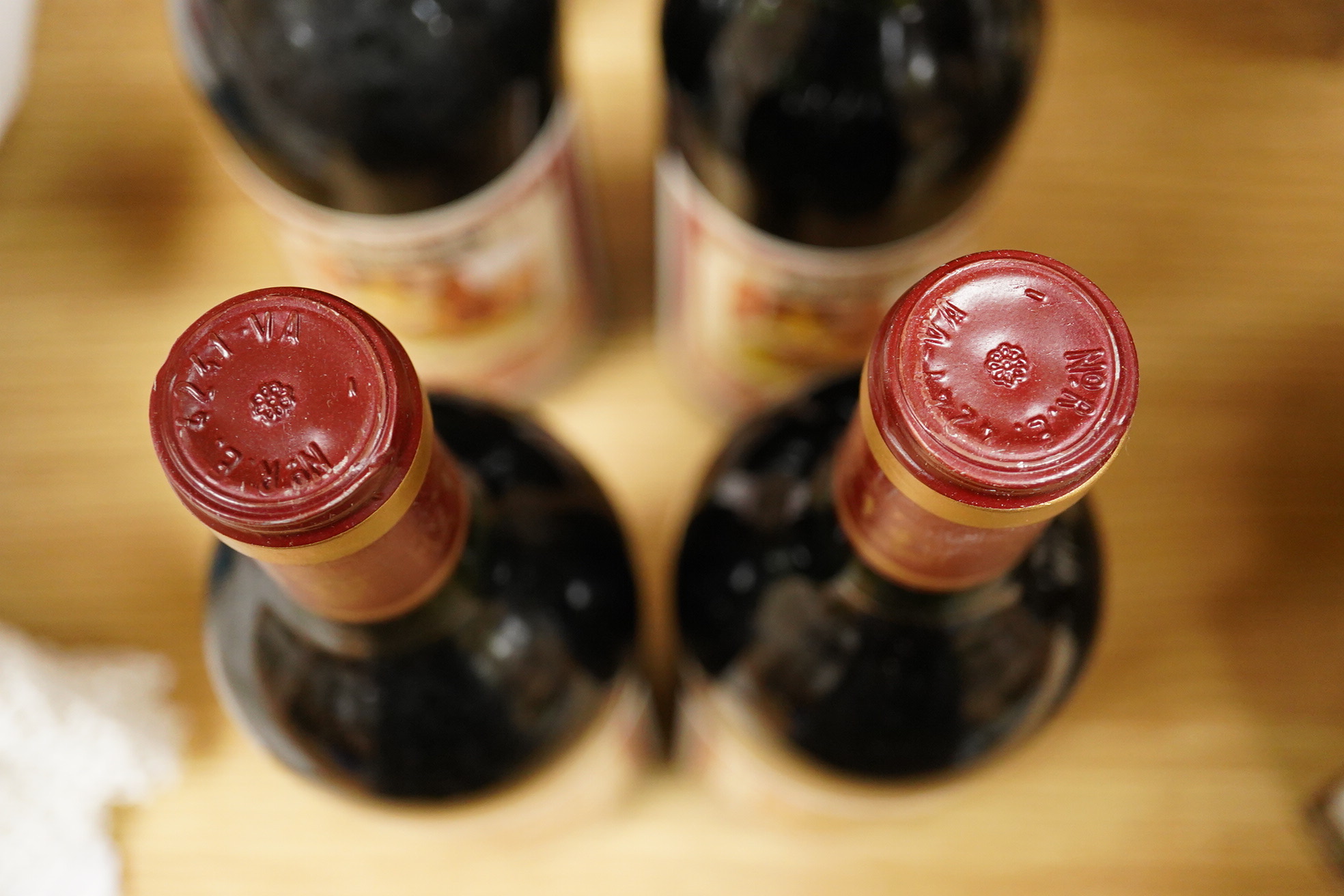 Twelve bottles of Vina del Val Reserva, 1984.